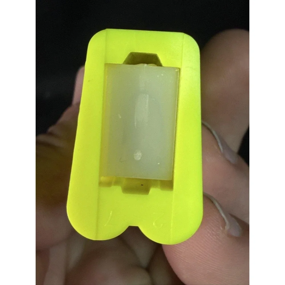 Vintage PEZ Looney Tunes Bugs Bunny Dispenser Yellow Stem Feet